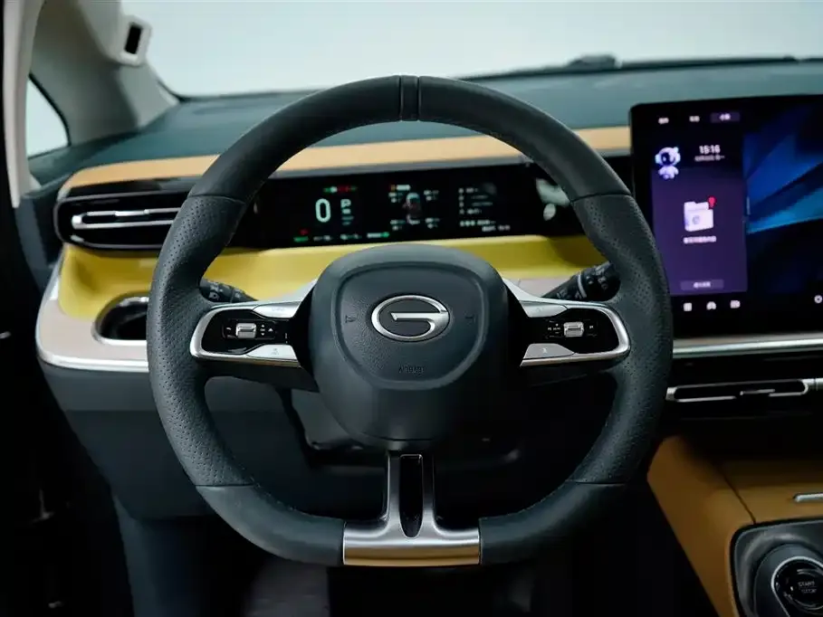 GAC Motor E8 Hybrid — фото 3