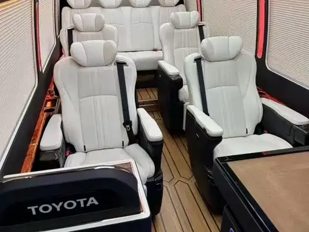 Toyota Coaster 2025 из CN, фото 3