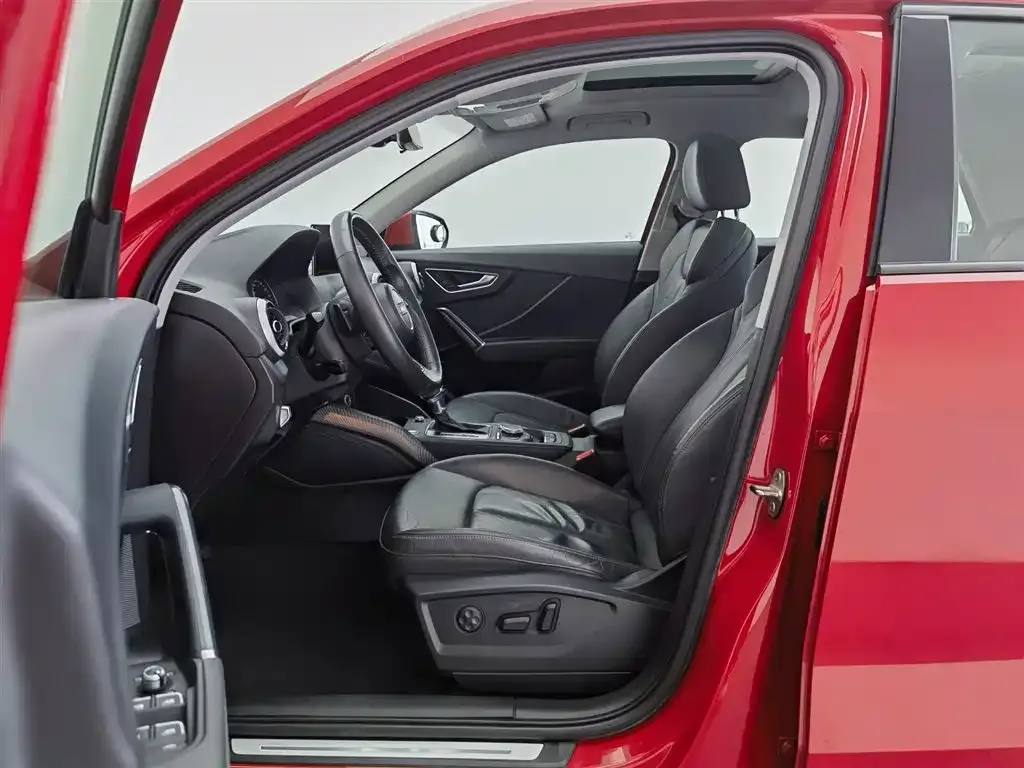 Audi Q2L 2022 из CN, фото 9