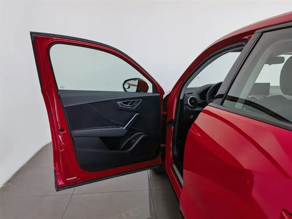 Audi Q2L 2022 из CN, фото 3