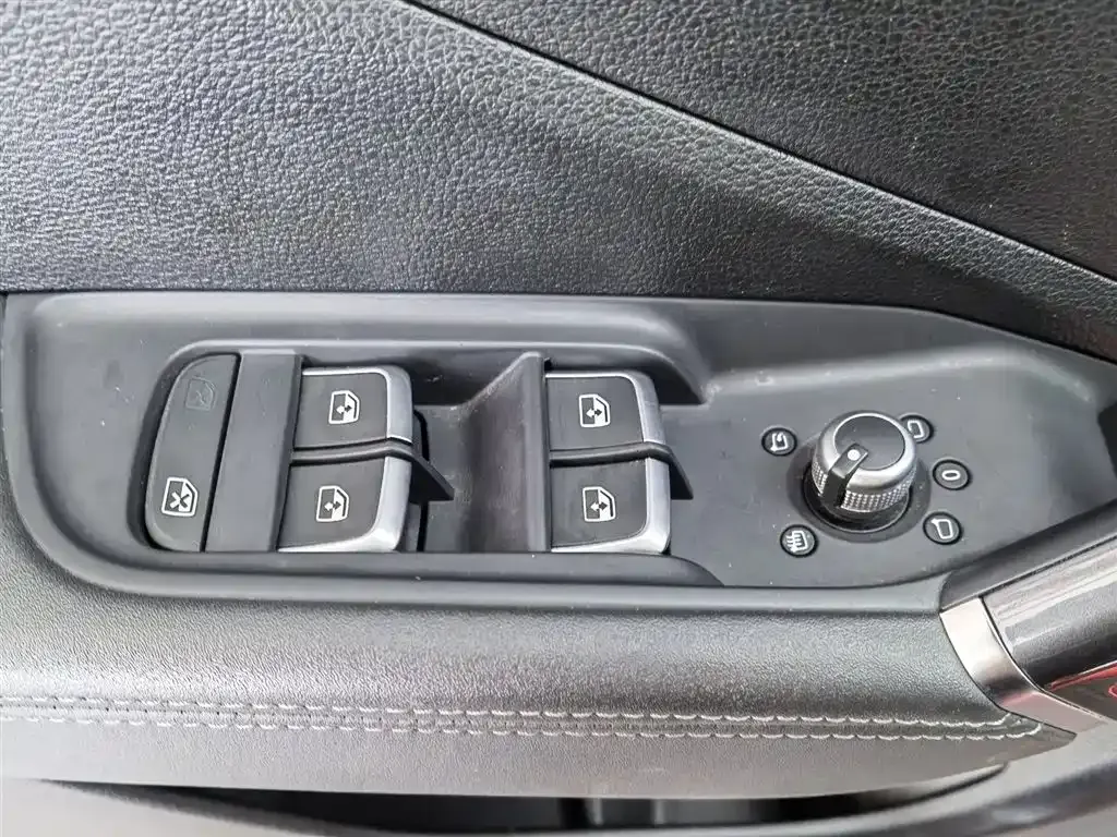 Audi Q2L 2022 из CN, фото 10