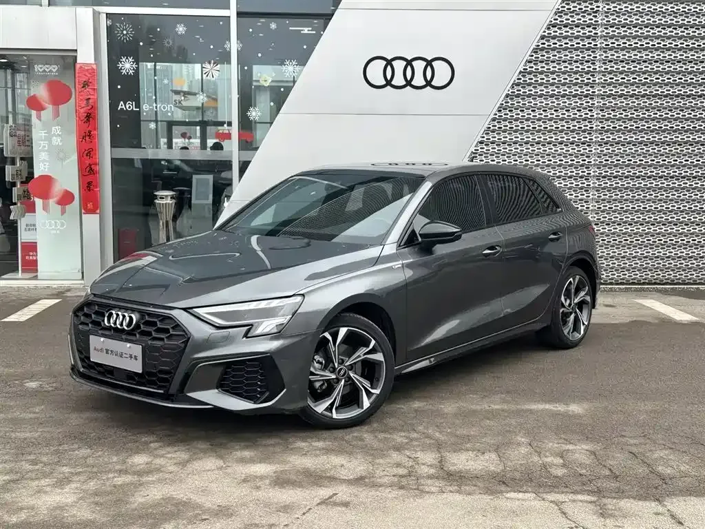Audi A3 — фото 1