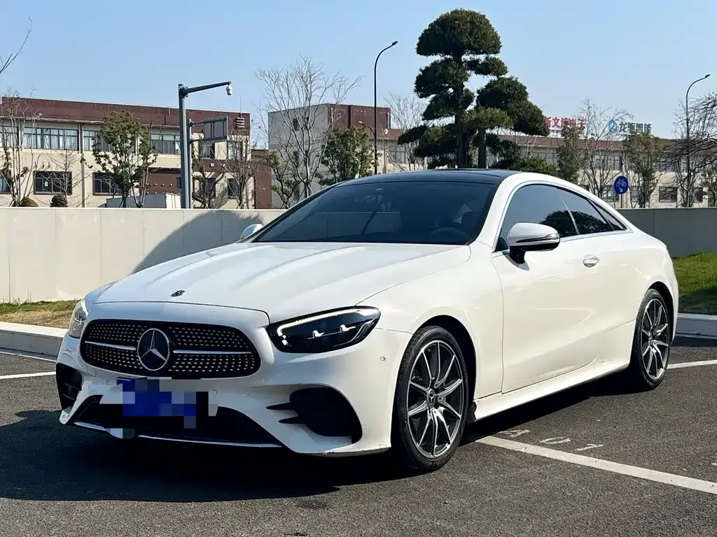 Mercedes-Benz E-Class (Import) — фото 1