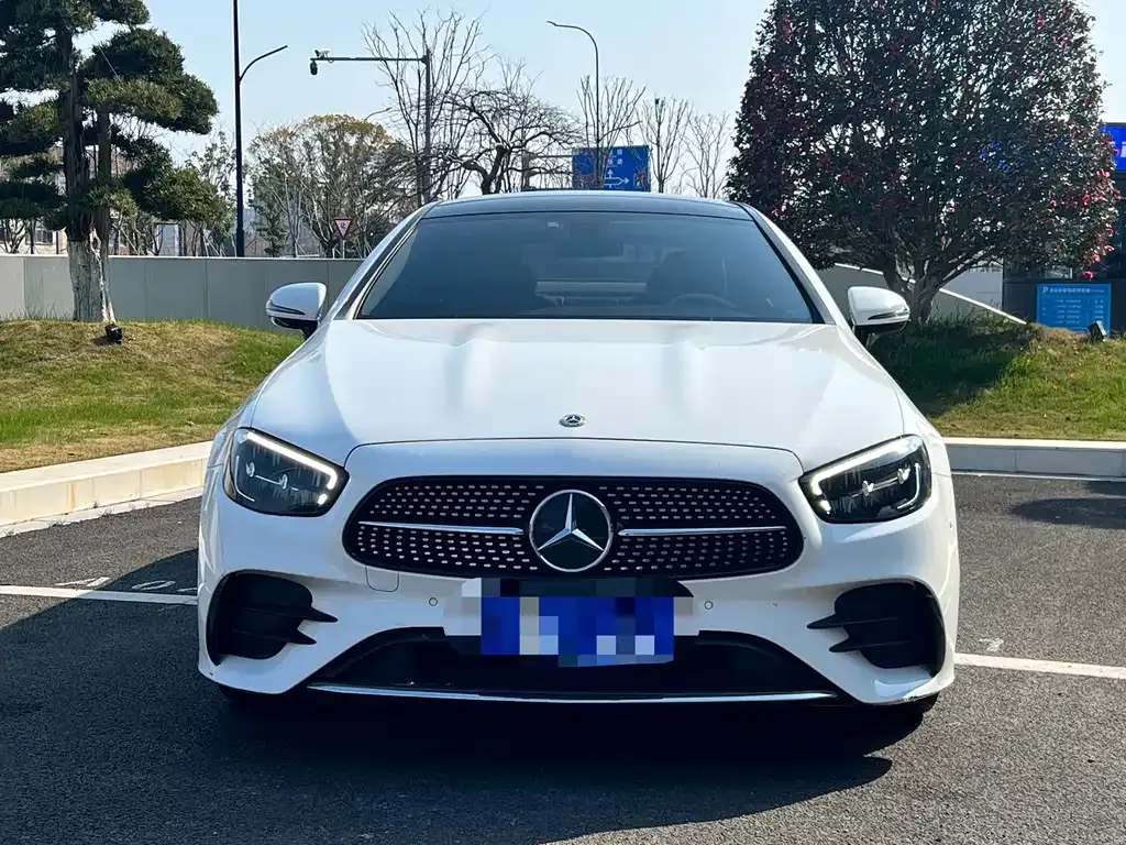 Mercedes-Benz E-Class (Import) — фото 9