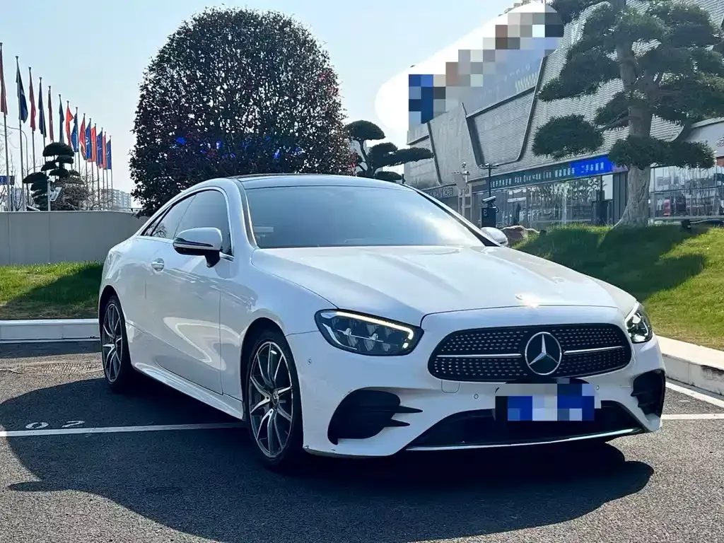 Mercedes-Benz E-Class (Import) — фото 3