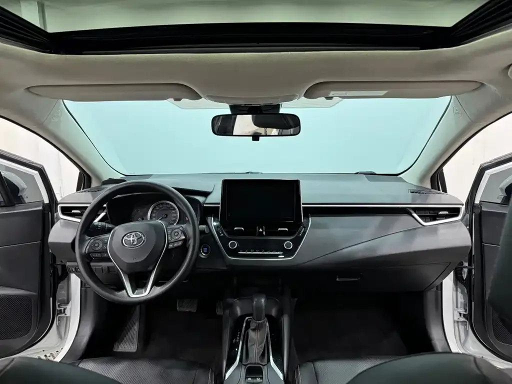 Toyota Corolla 2022 из CN, фото 2