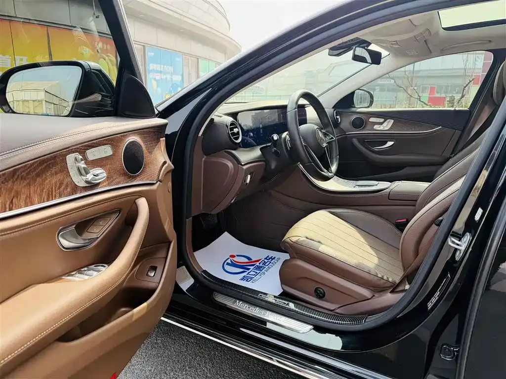 Mercedes-Benz E-Class 2023 из CN, фото 8