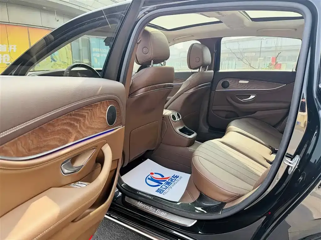 Mercedes-Benz E-Class 2023 из CN, фото 7