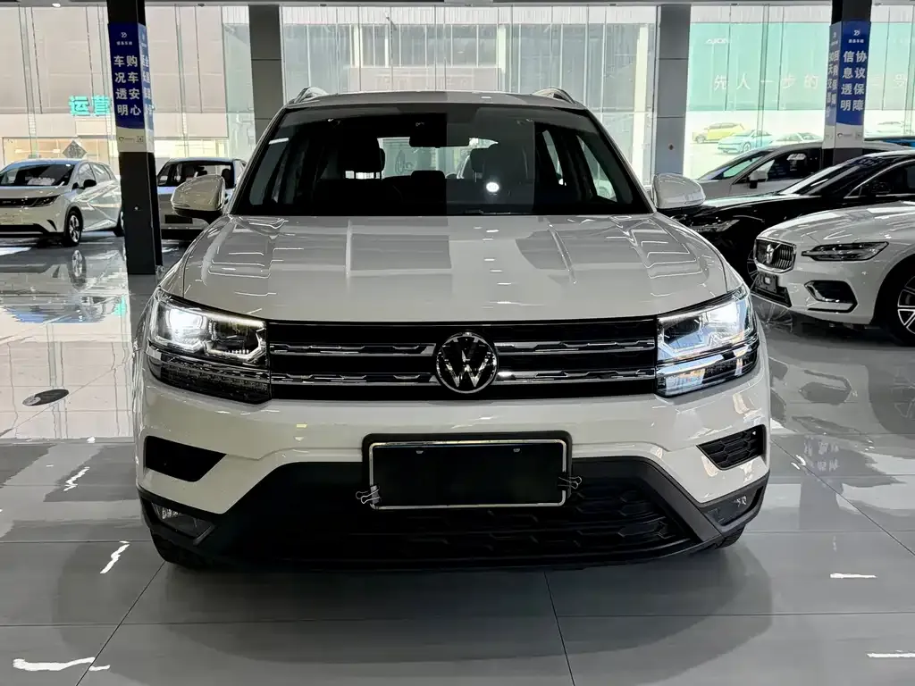 Volkswagen Tharu 2022 из CN, фото 10