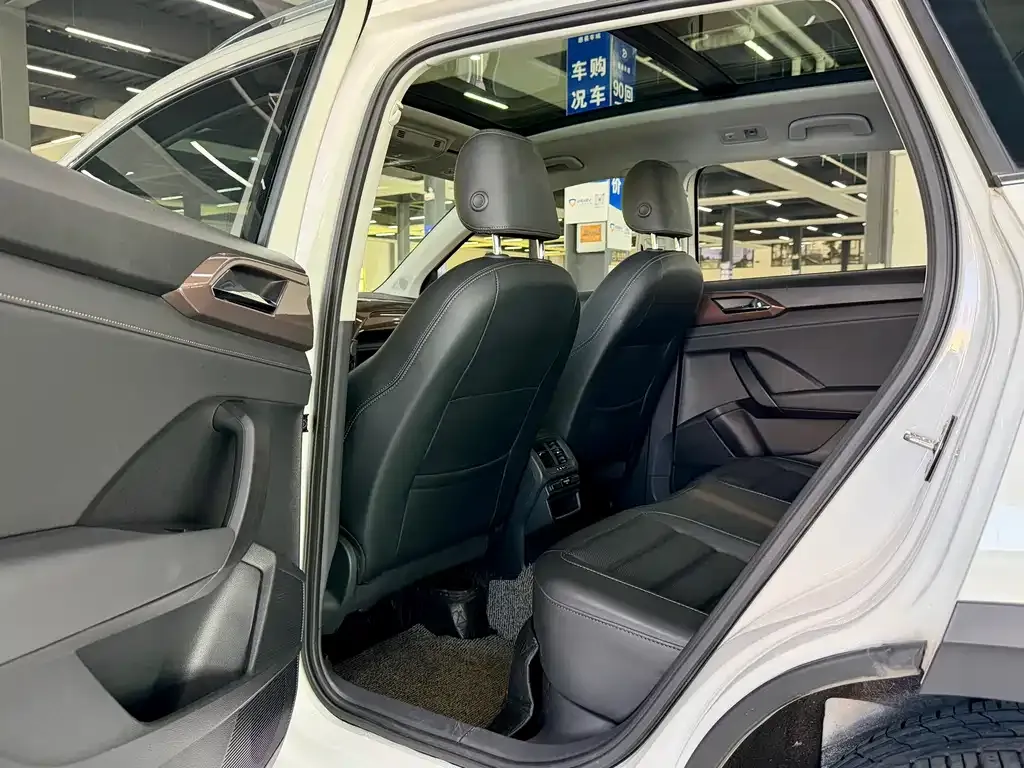 Volkswagen Tharu 2022 из CN, фото 9