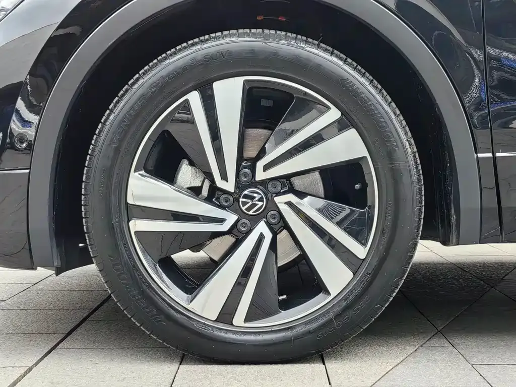 Volkswagen Tiguan X 2023 из CN, фото 7