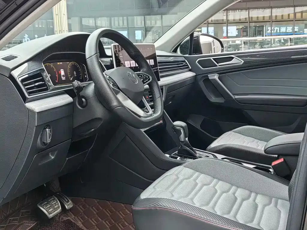 Volkswagen Tiguan X 2023 из CN, фото 8