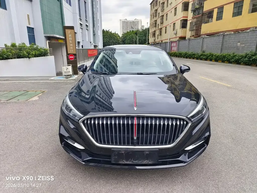 Hongqi H5 — фото 6