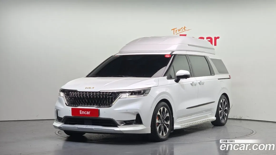 Kia Carnival — фото 1