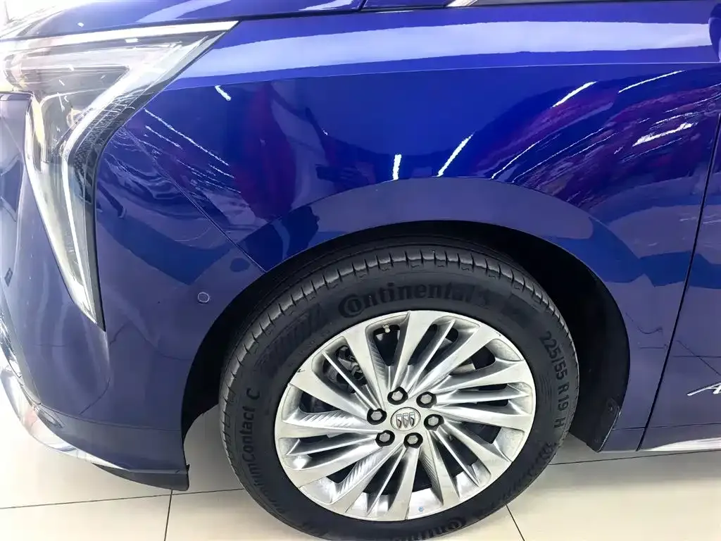 Buick Century 2023 из CN, фото 3