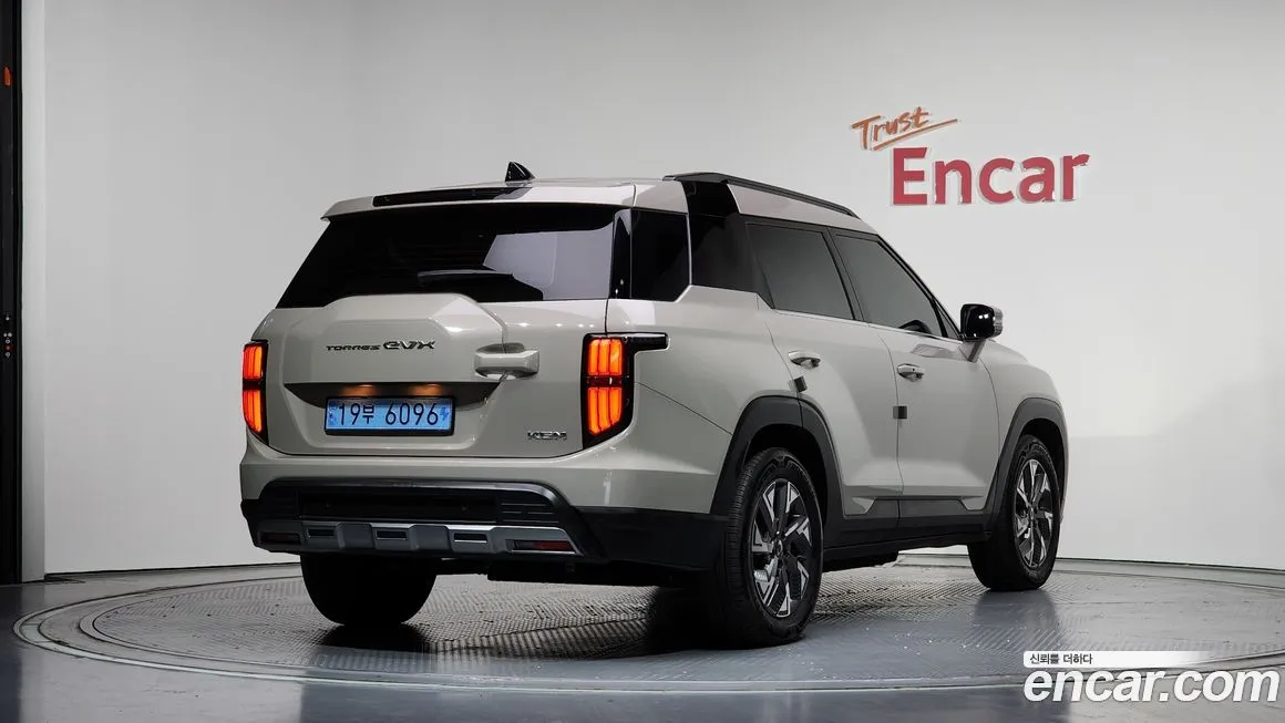 KG Mobility (Ssangyong) Torres 2024 из KR, фото 2