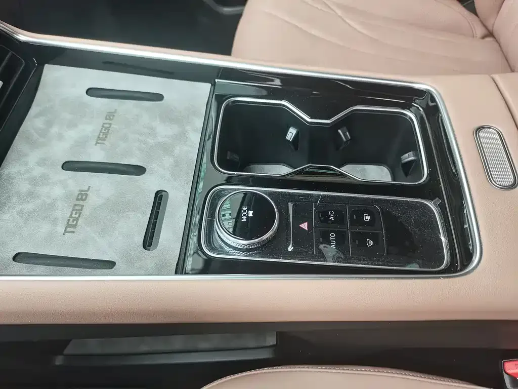 Chery 8L 2024 из CN, фото 4