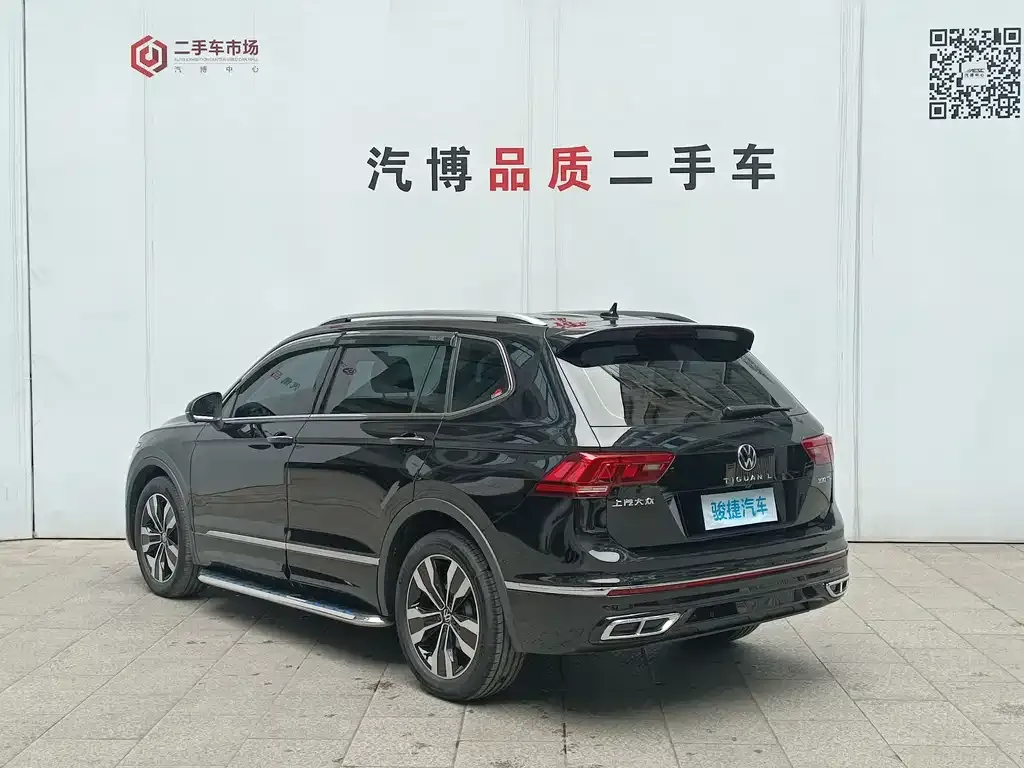 Volkswagen Tiguan L — фото 7