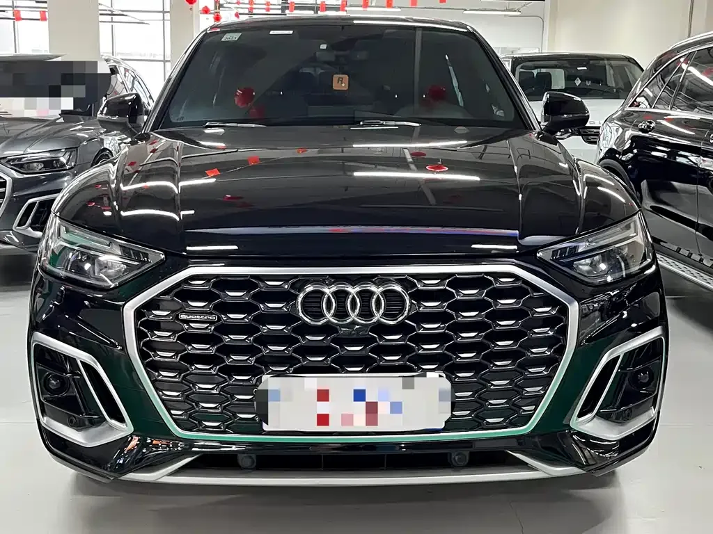Audi Q5L Sportback — фото 2
