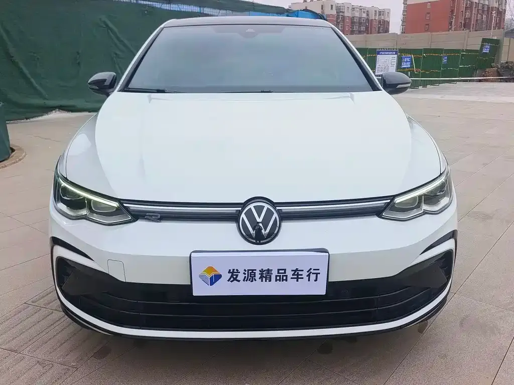 Volkswagen Golf 2024 из CN, фото 8