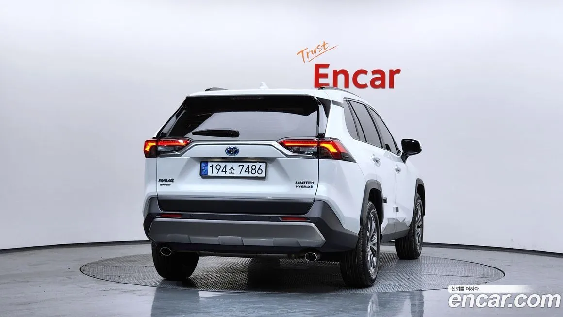 Toyota RAV4 2024 из KR, фото 7