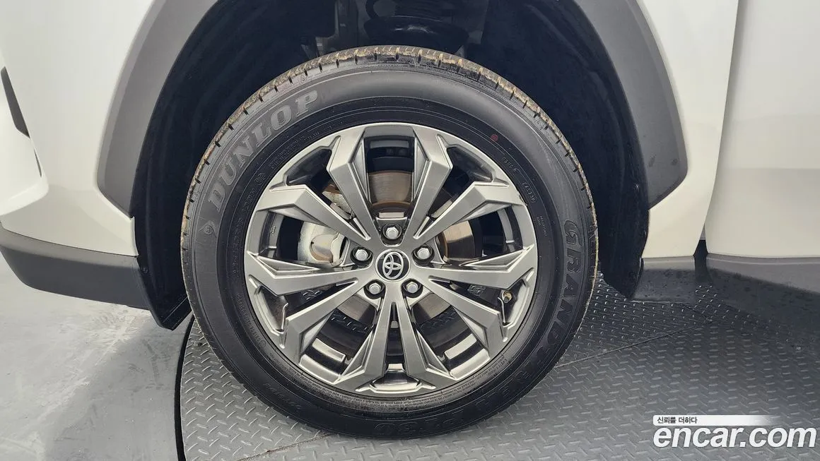 Toyota RAV4 2024 из KR, фото 8