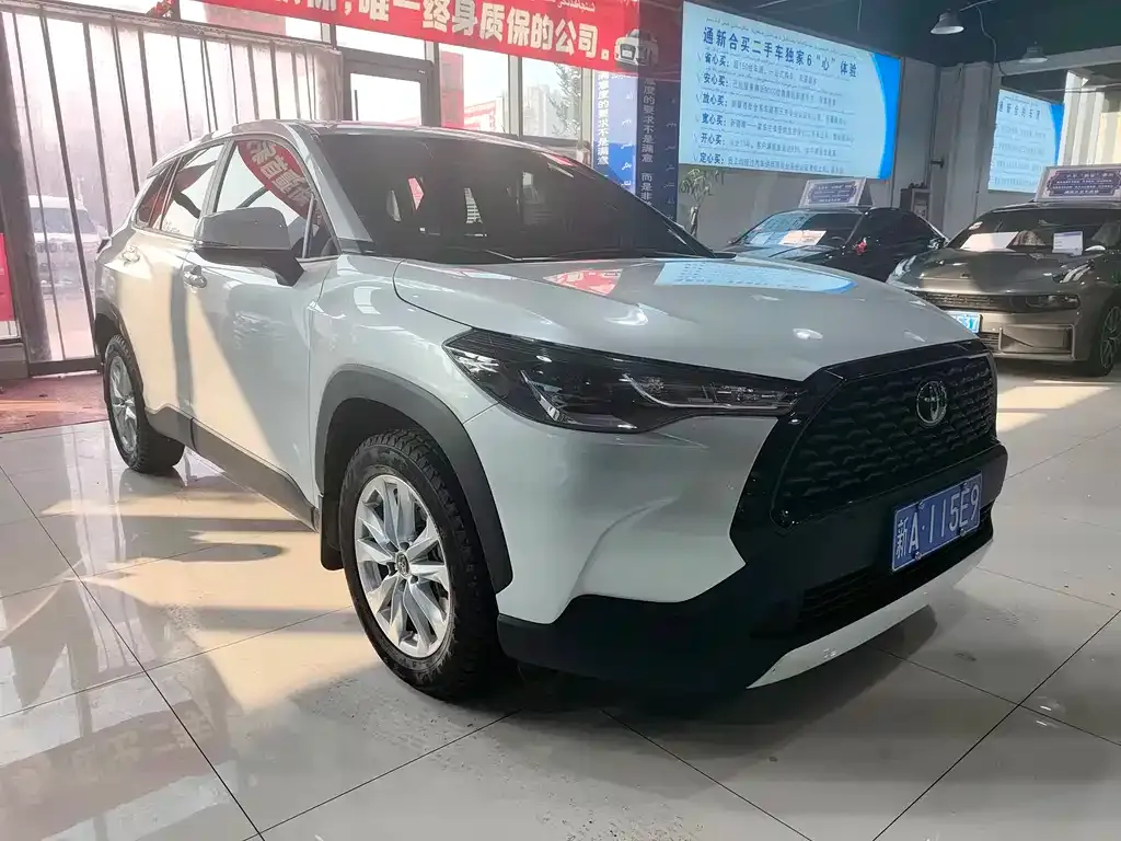 Toyota Corolla Cross — фото 4