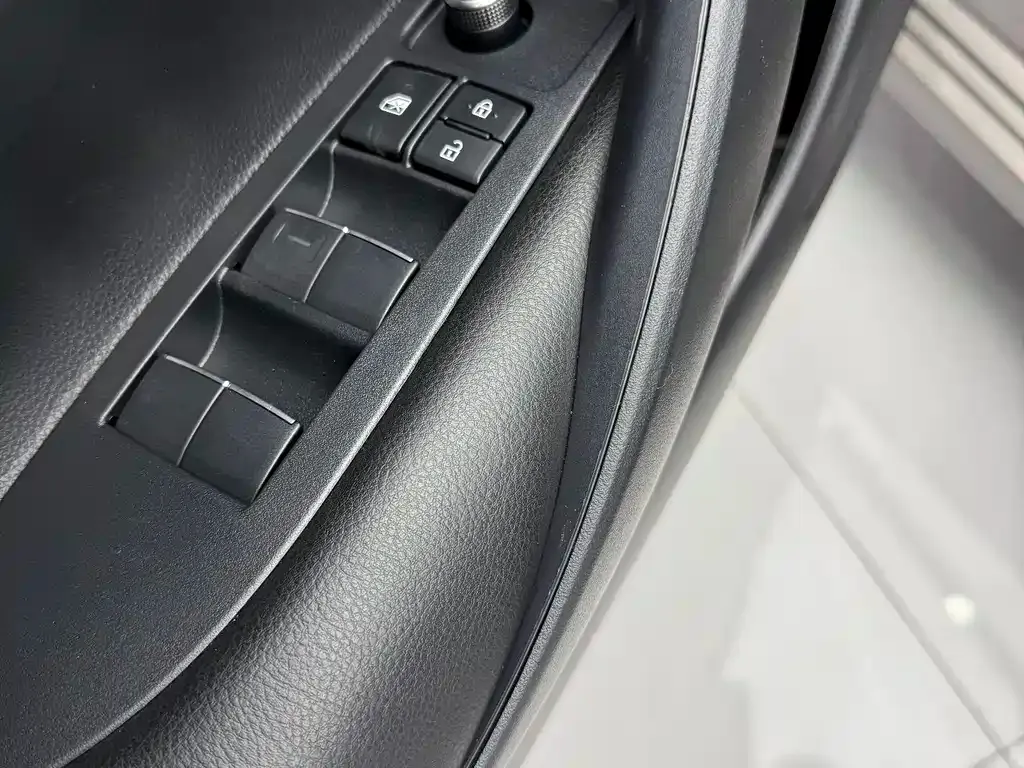 Toyota Corolla 2022 из CN, фото 8
