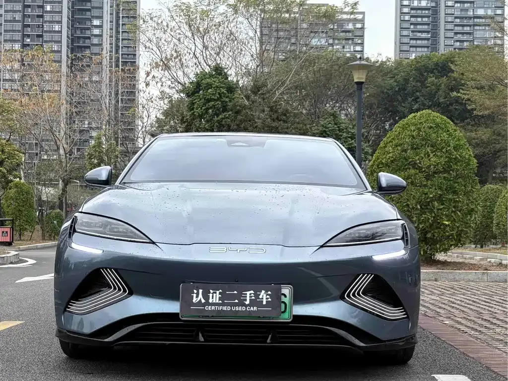 BYD Seal — фото 7