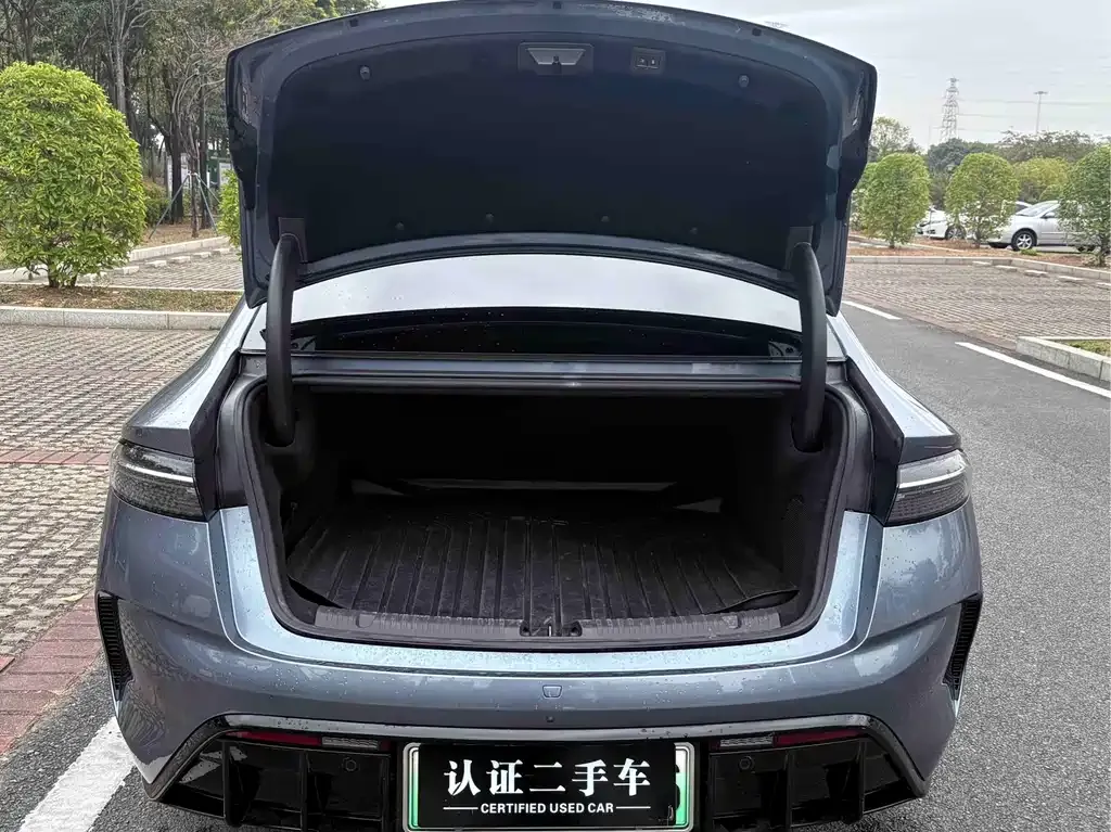 BYD Seal — фото 3