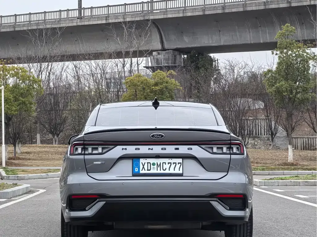 Ford Mondeo 2023 из CN, фото 8