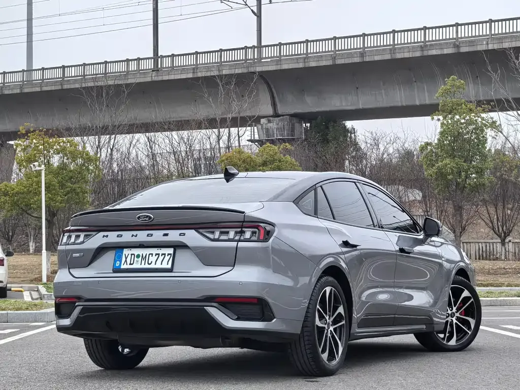 Ford Mondeo 2023 из CN, фото 9