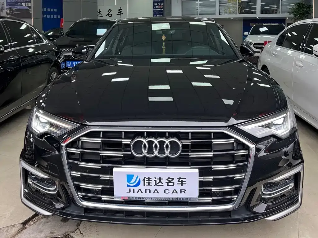 Audi A6L 2024 из CN, фото 4