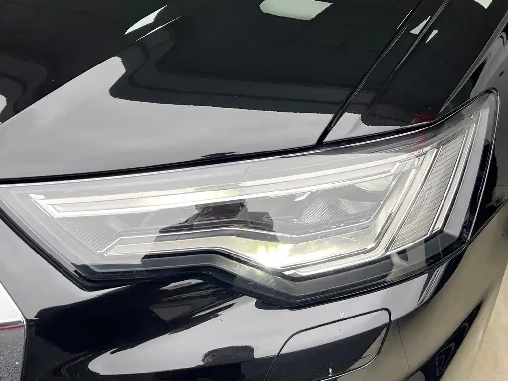 Audi A6L 2024 из CN, фото 2