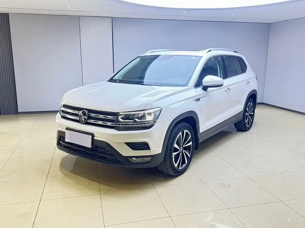 Volkswagen Tharu — фото 1