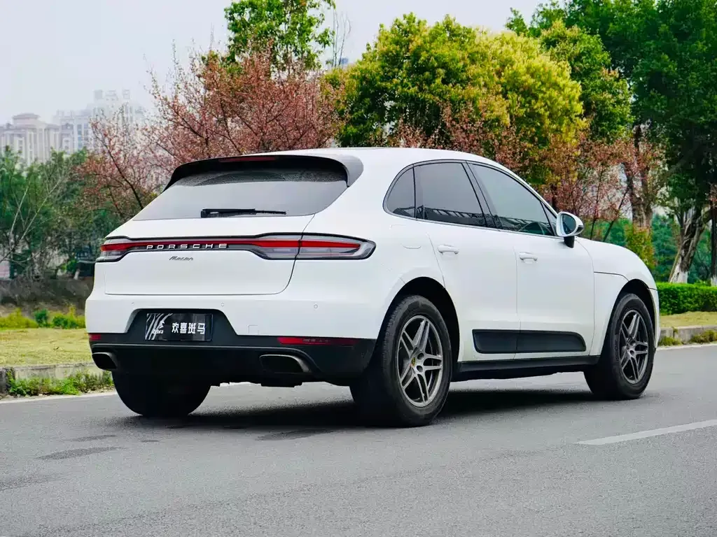 Porsche Macan — фото 10