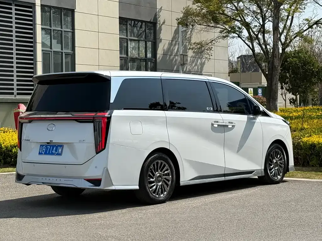 GAC Motor Trumpchi M8 — фото 6