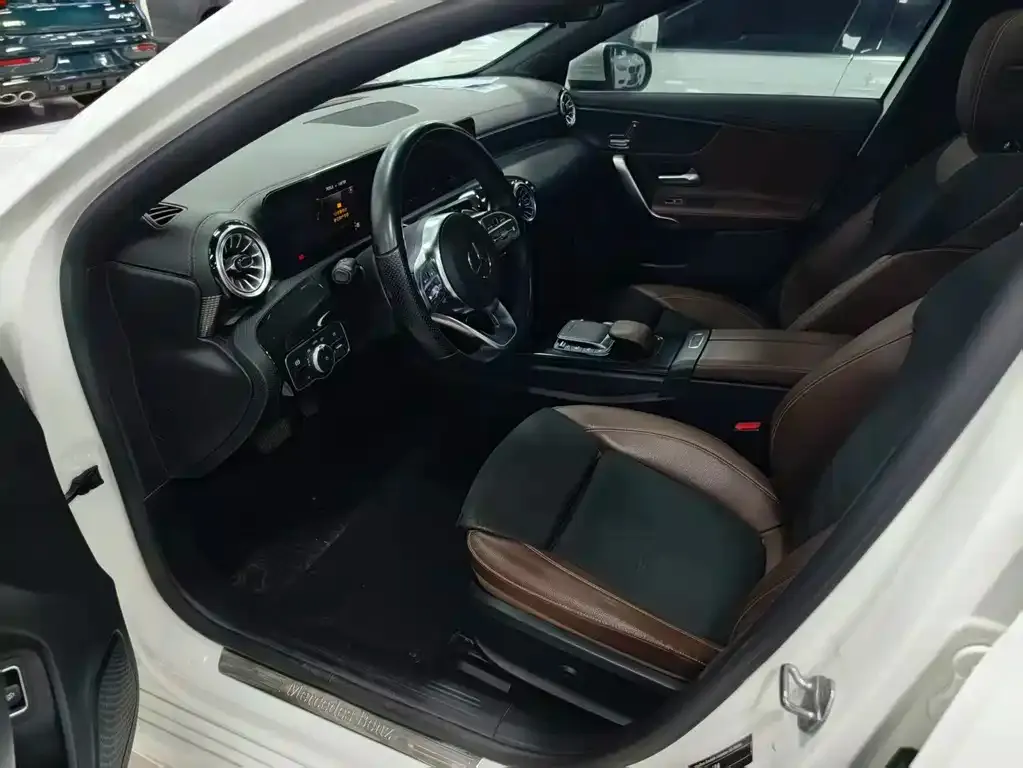 Mercedes-Benz A-Class 2021 из CN, фото 4