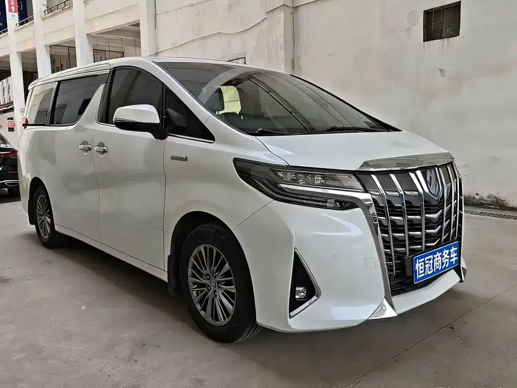Toyota Alphard 2023 из CN, фото 2