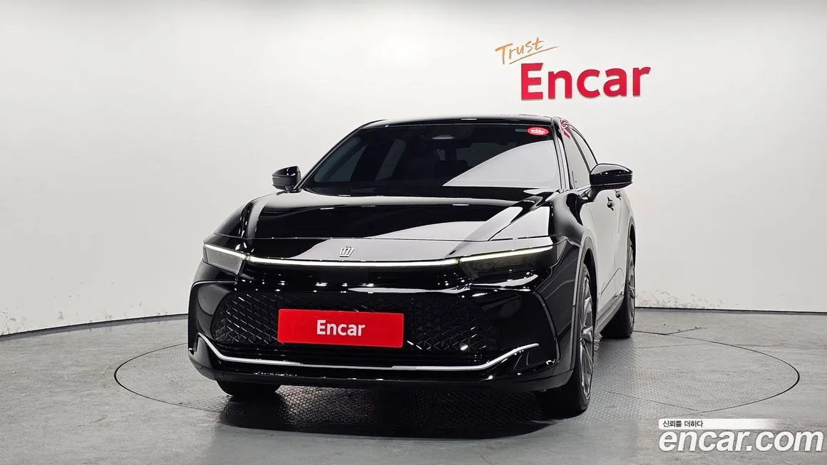 Toyota Crown 2023 из KR, фото 3