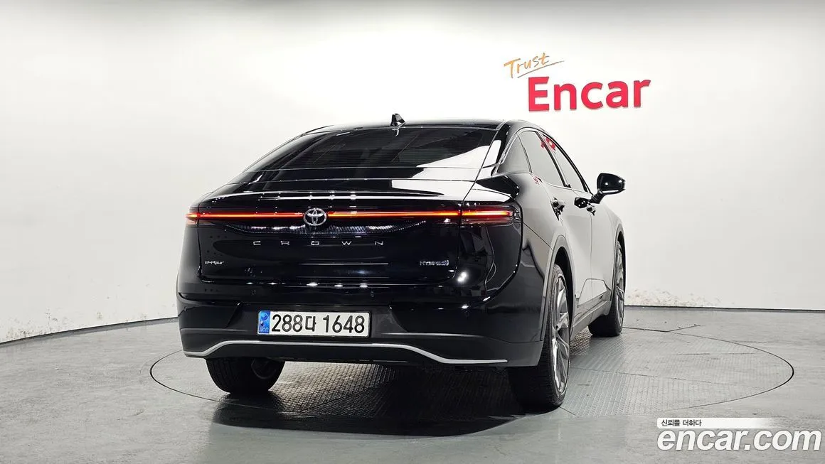 Toyota Crown 2023 из KR, фото 2