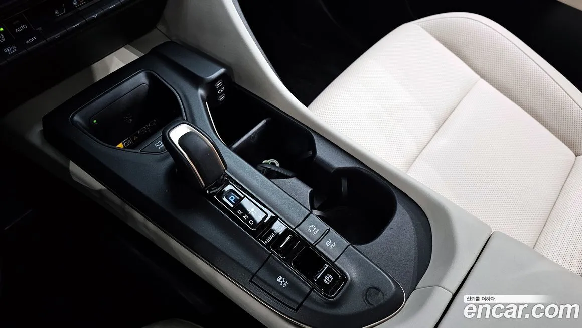 Toyota Crown 2023 из KR, фото 6