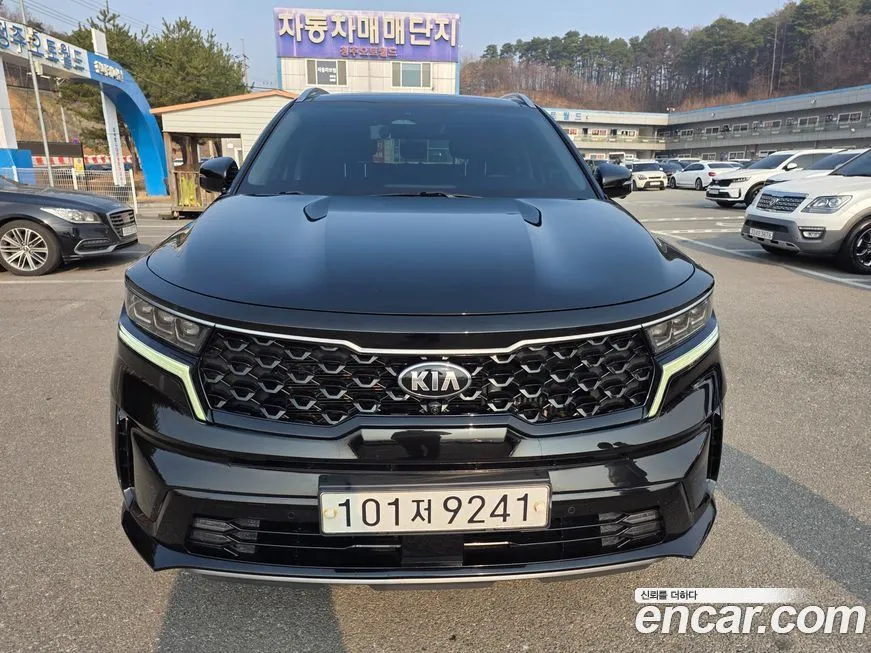 Kia Sorento — фото 5