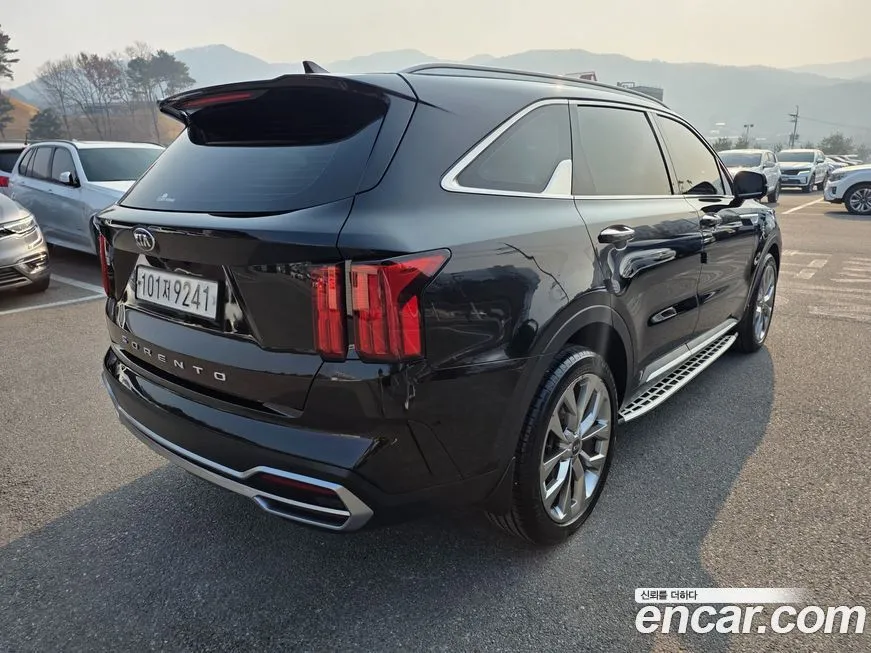 Kia Sorento — фото 6