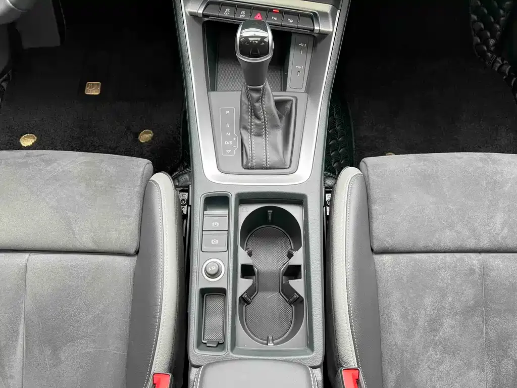 Audi Q3 2022 из CN, фото 4