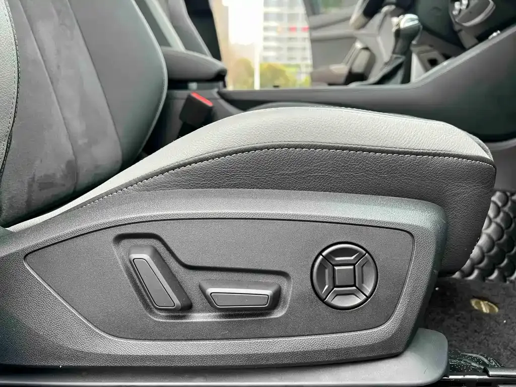 Audi Q3 2022 из CN, фото 8