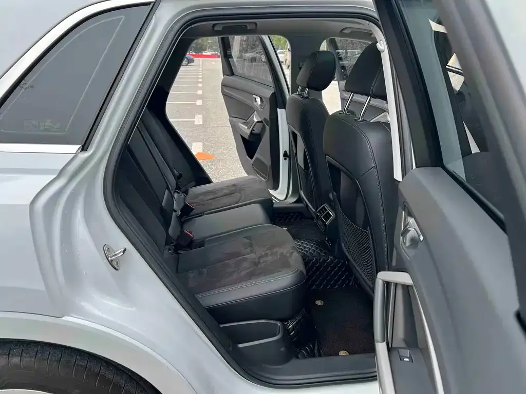 Audi Q3 2022 из CN, фото 6