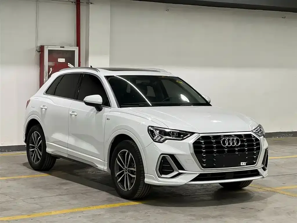 Audi Q3 — фото 6