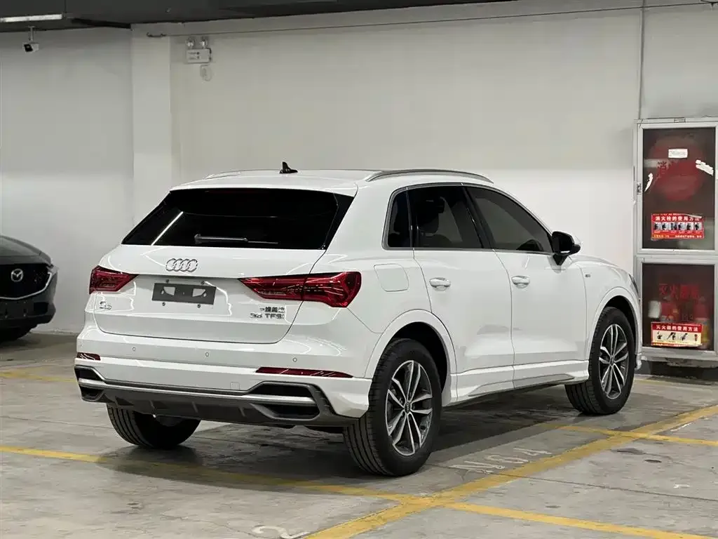 Audi Q3 — фото 5