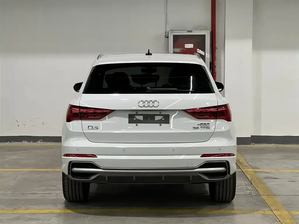 Audi Q3 — фото 7